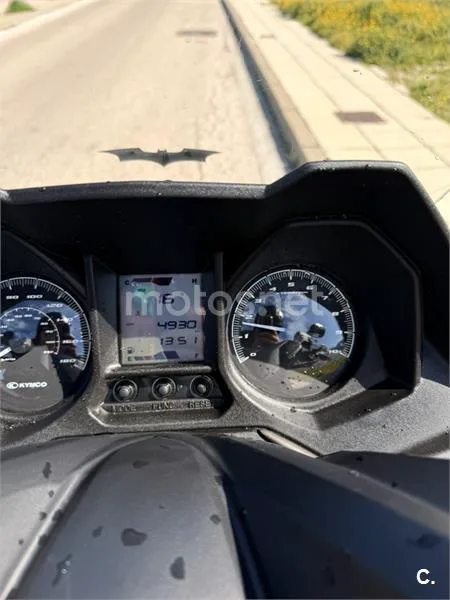 Kymco Grand Dink 300 – Vista 5