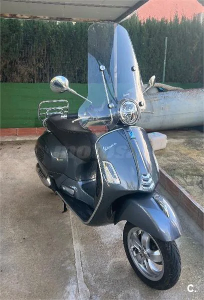 Vespa GTS 125 Touring 5000 € 2022 Alicante - 2