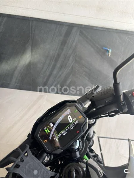 Kawasaki Z 650 – Vista 6