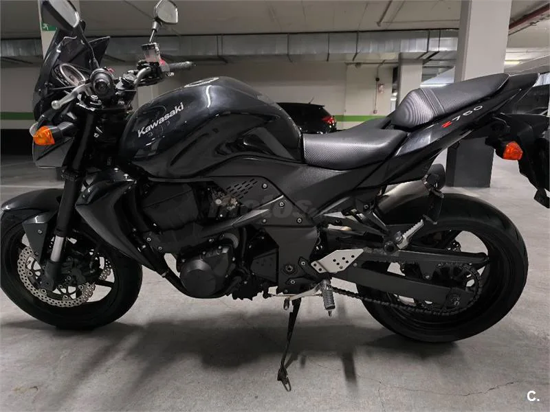 Kawasaki Z 750 – Vista 2