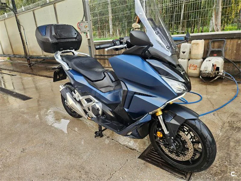 Honda Forza 750 – Vista 4