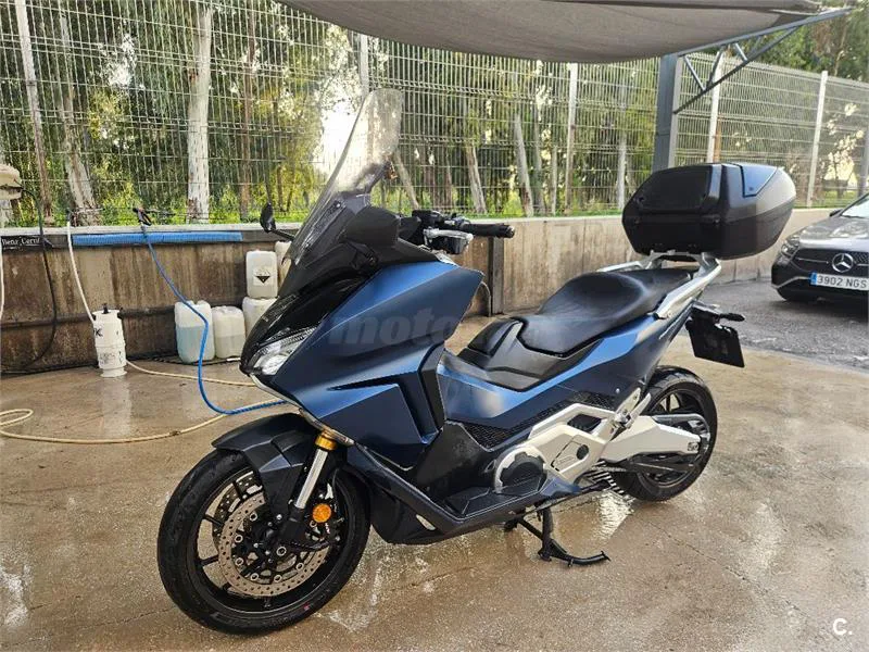 Honda Forza 750 – Vista 6
