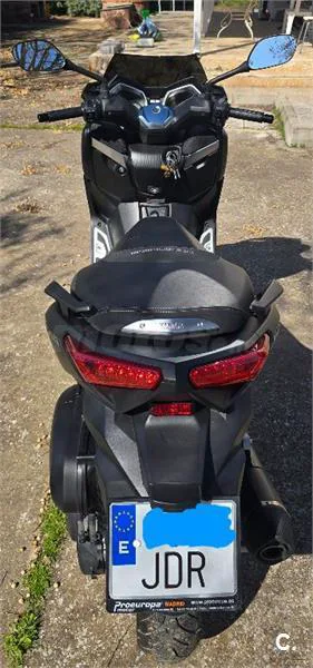 Yamaha XMAX 250 – Vista 9