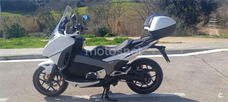 Honda Integra S – Vista 4