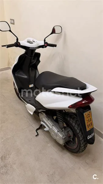 Yamaha Jog 50 RR – Vista 5