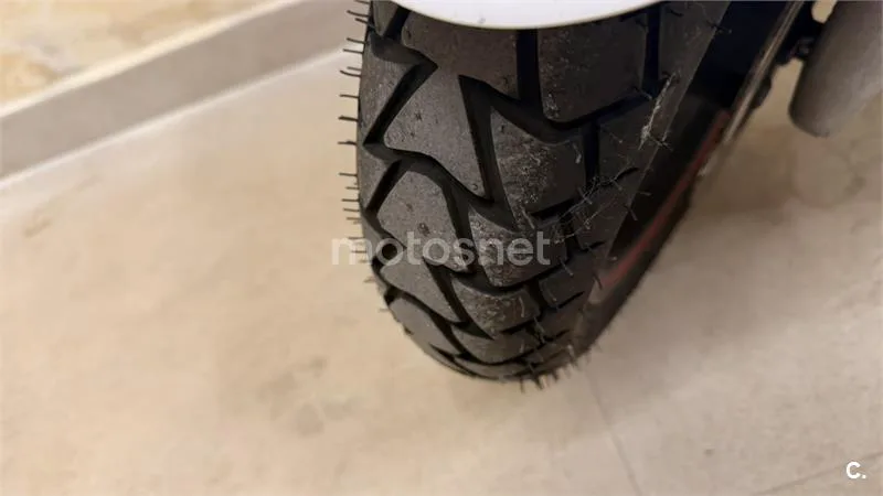 Yamaha Jog 50 RR – Vista 8