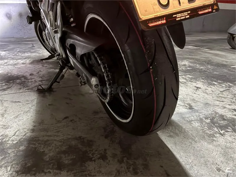 Suzuki Gladius 650 – Vista 3