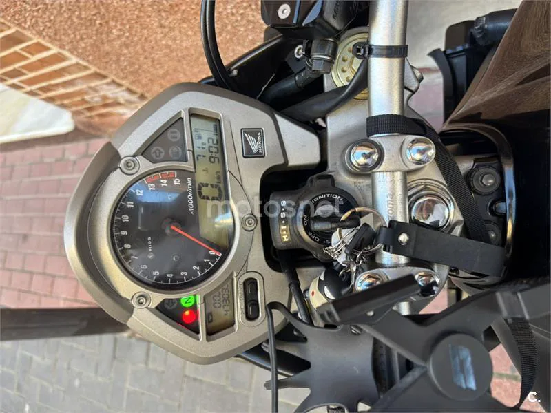 Honda CB 600 F – Vista 3