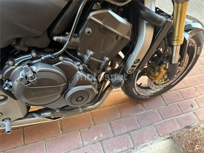 Honda CB 600 F – Vista 6