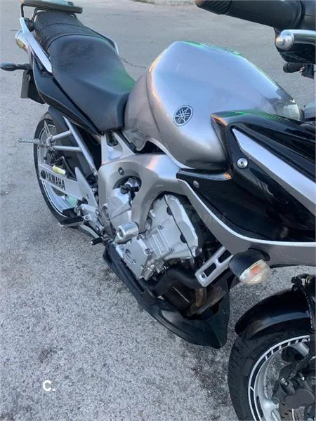Yamaha FZ6 S – Vista 6