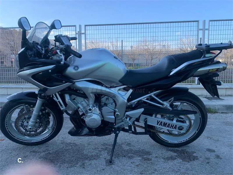 Yamaha FZ6 S – Vista 9