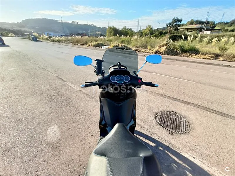 Piaggio Beverly – Vista 5