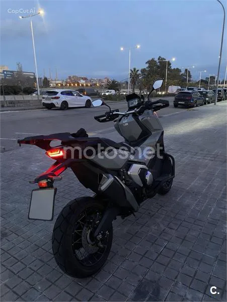 Honda X-ADV – Vista 5