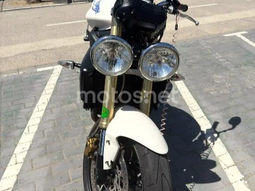 Triumph Street Triple - Vista 4