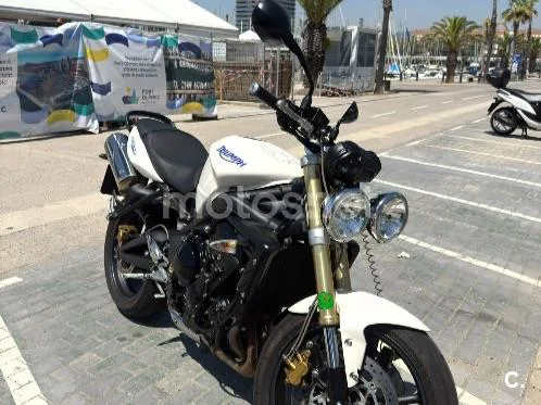 Triumph Street Triple - Vista 5