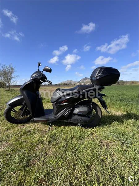 Honda SH125i – Vista 4