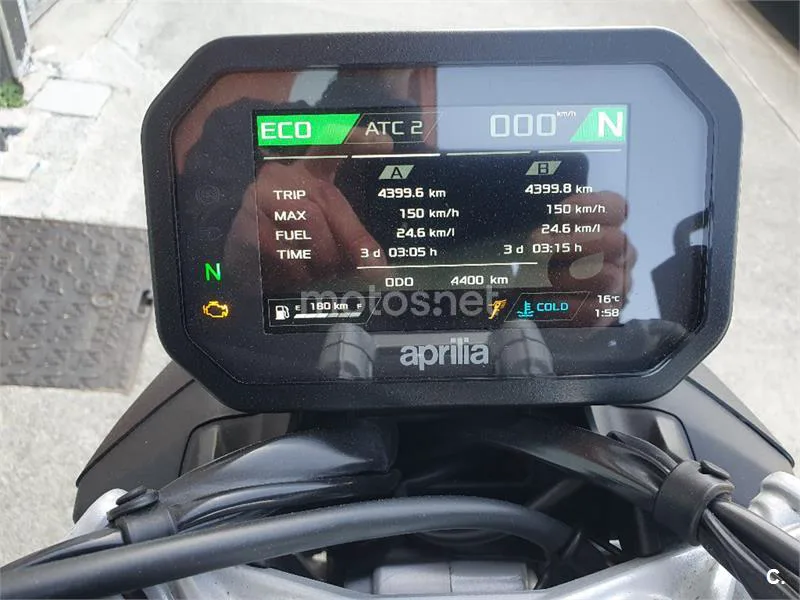 Aprilia Tuono 457 – Vista 6