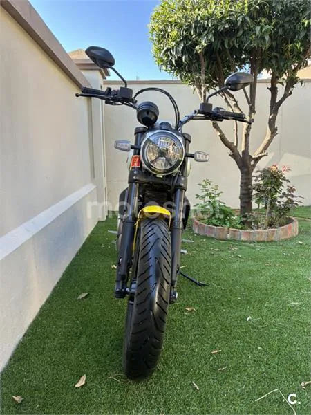 Ducati Scrambler – Vista 6
