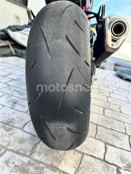 Kawasaki Z900RS – Vista 3