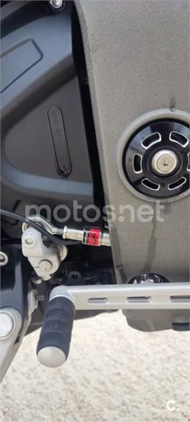 Triumph Speed Triple – Vista 9