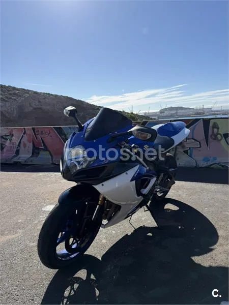 Suzuki GSX-R600 - Vista 3