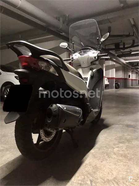 Honda SCOOPY SH300i Sport – Vista 5