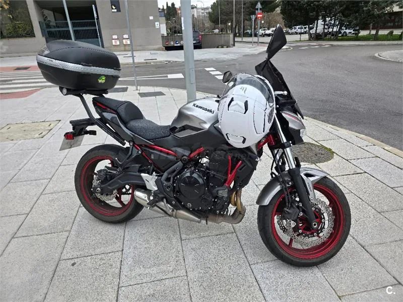 Kawasaki Z 650 – Vista 2