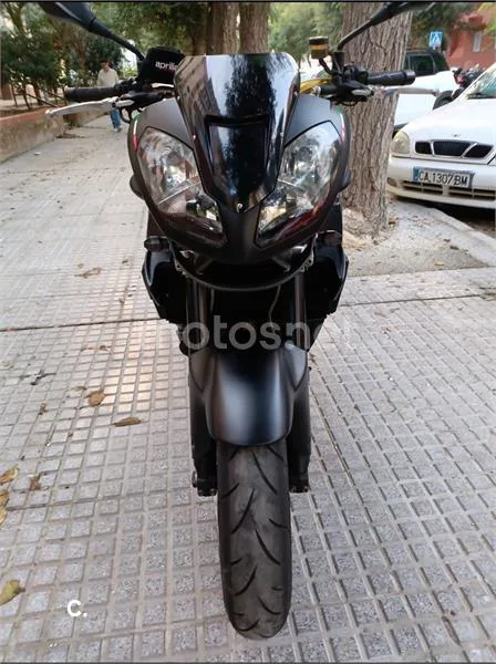 Aprilia Tuono 1000 R – Vista 14