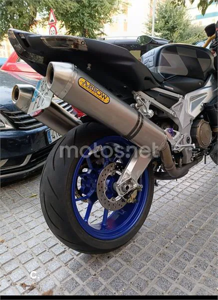 Aprilia Tuono 1000 R – Vista 9