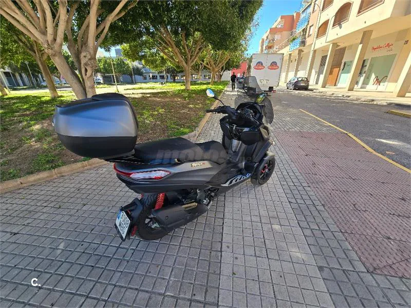Piaggio MP3 Sport 400 – Vista 4