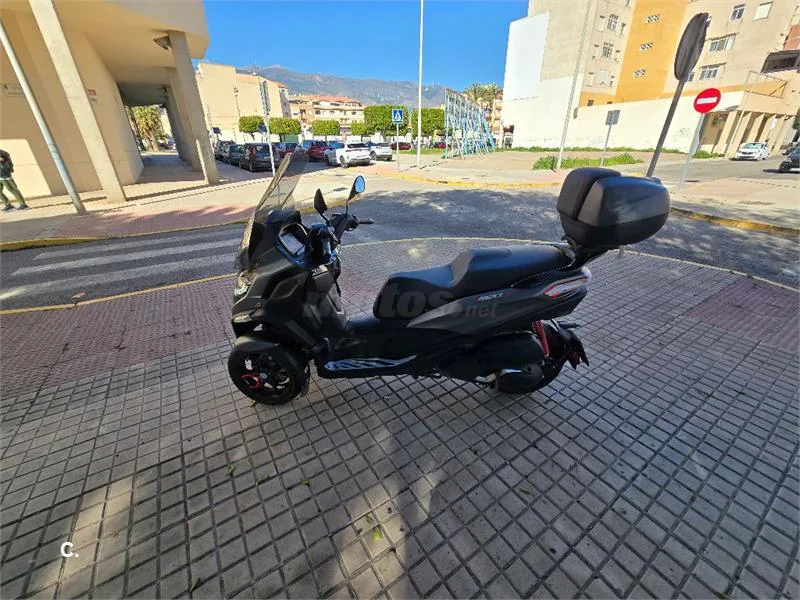 Piaggio MP3 Sport 400 – Vista 6