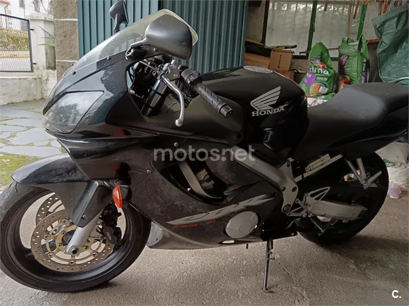 Honda CBR 600F – Vista 3