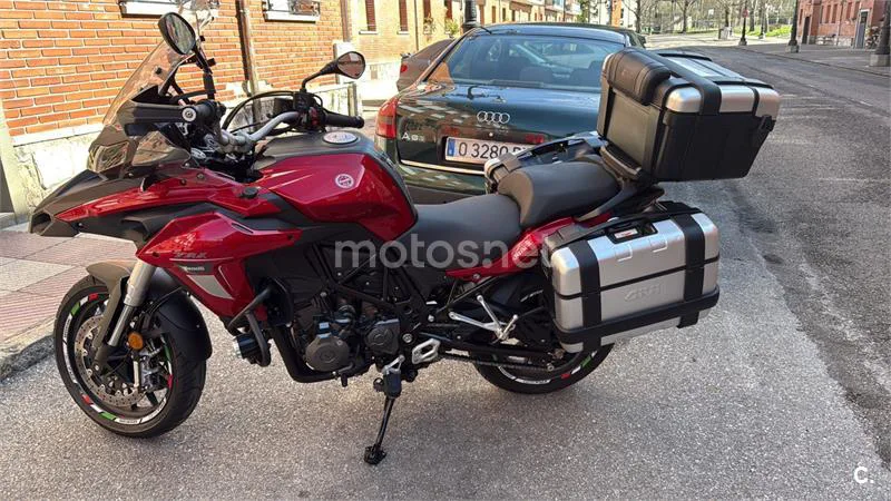 Benelli TRK 502 – Vista 2