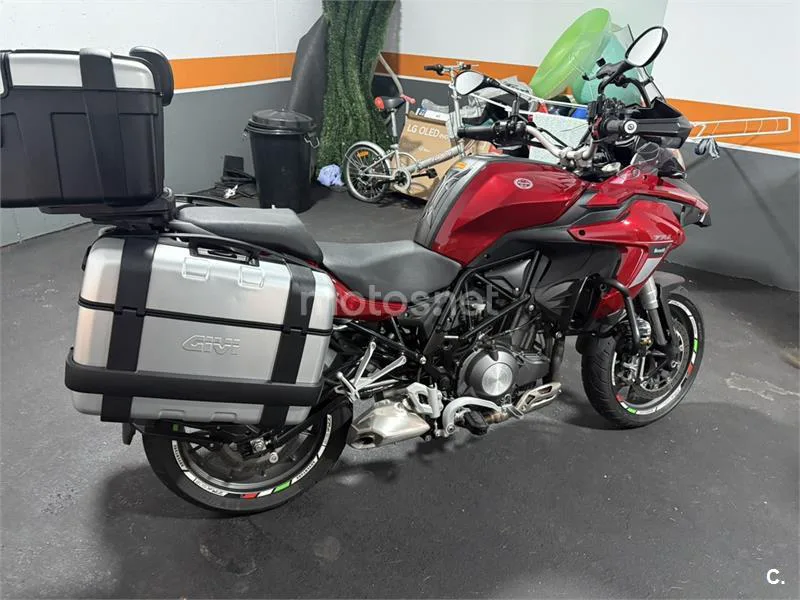 Benelli TRK 502 – Vista 3