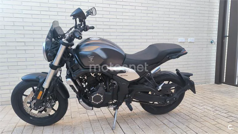 Voge 525 ACX – Vista 8