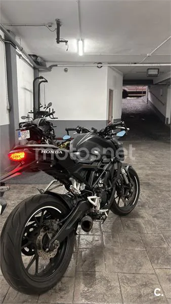 Honda CB 125 R – Vista 10