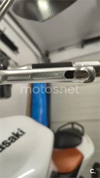 Kawasaki Z 1000 – Vista 15