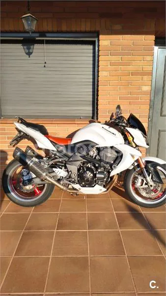Kawasaki Z 1000 – Vista 4