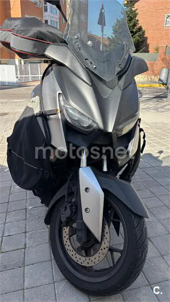 Yamaha XMAX 125 – Vista 9