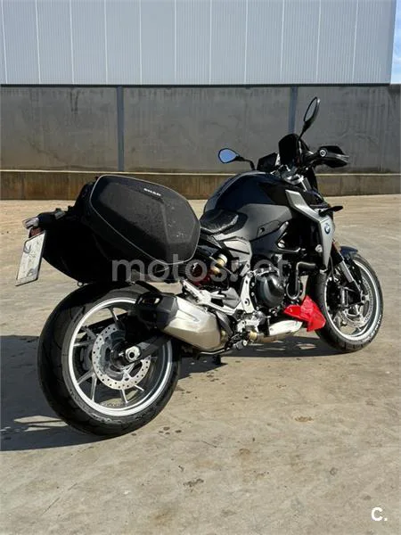 BMW F 900 R – Vista 4
