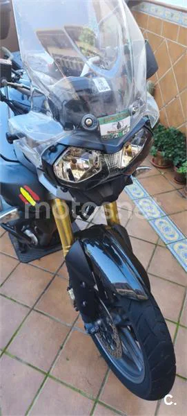 Triumph Tiger 800 – Vista 4