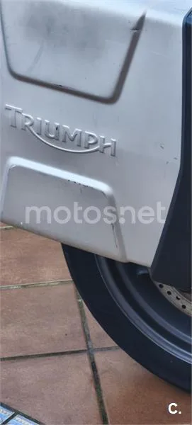 Triumph Tiger 800 – Vista 6