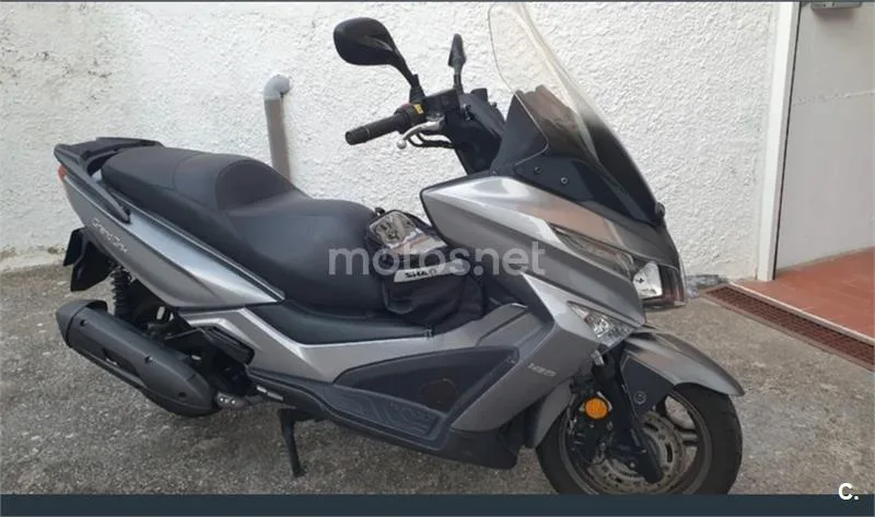 Kymco Grand Dink 125 – Vista 2