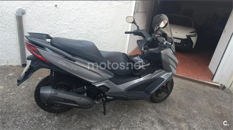Kymco Grand Dink 125 – Vista 4
