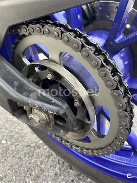 Yamaha R 125 – Vista 6