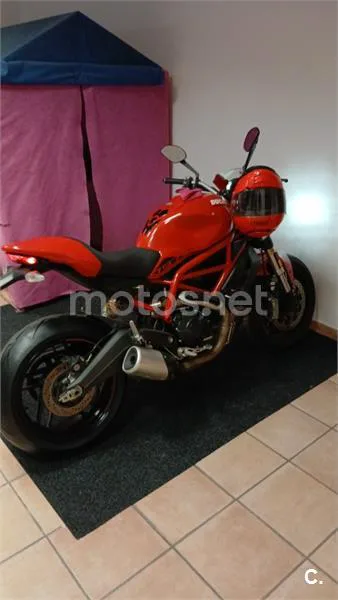 Ducati Monster 797 – Vista 2