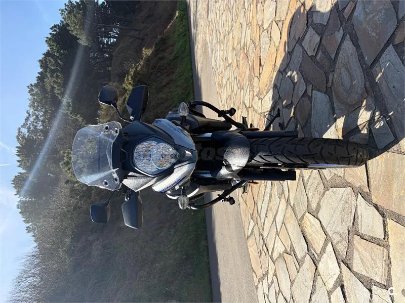 Suzuki V-Strom 650 XT – Vista 3