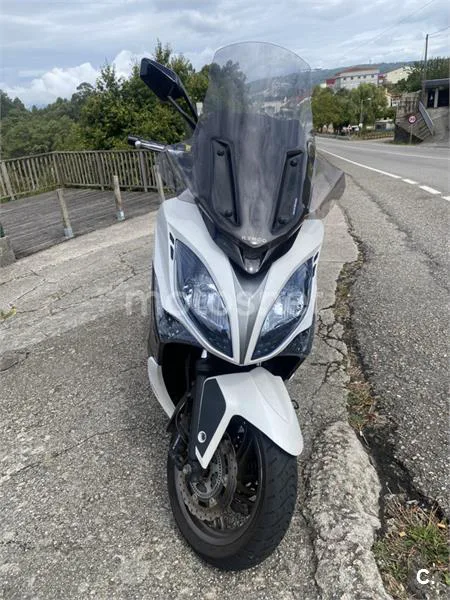 Kymco Xciting 400i – Vista 2