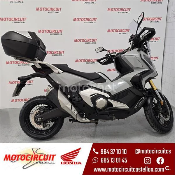 Honda X-ADV – Vista 13