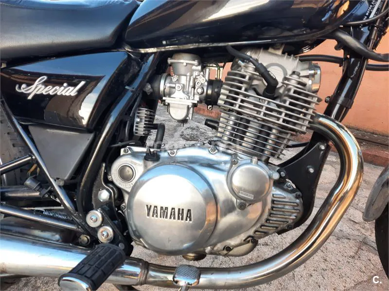 Yamaha SR 250 Special – Vista 3